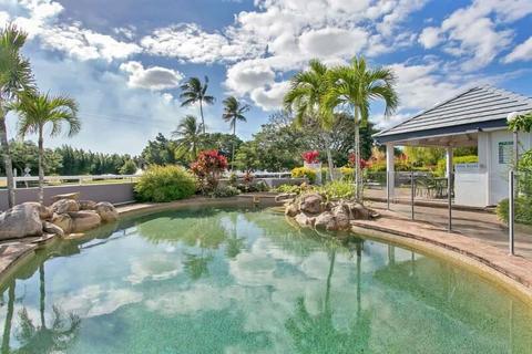 Tropical Luxury on Cairns Esplanade