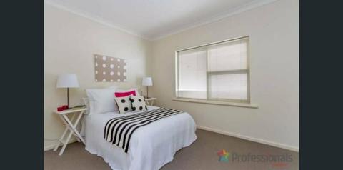 Subletting Whole Unit 5min drive from CBD