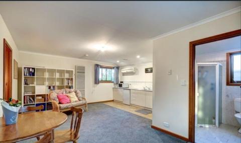 Granny flat in Aberfoyle Park available for rent from 6 July