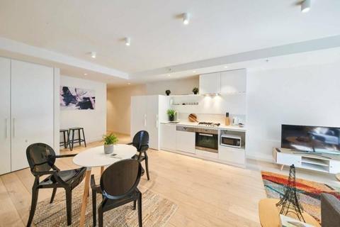 FURNISHED WITH ALL BILLS INCLUDED 2BED 2BATH HEART OF SOUTH YARRA