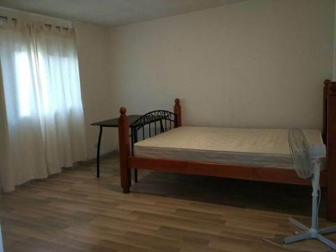 1-bedroom flat $260/week