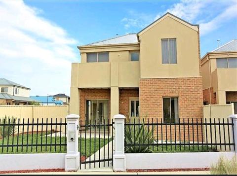 Double story house for lease transfer in point cook