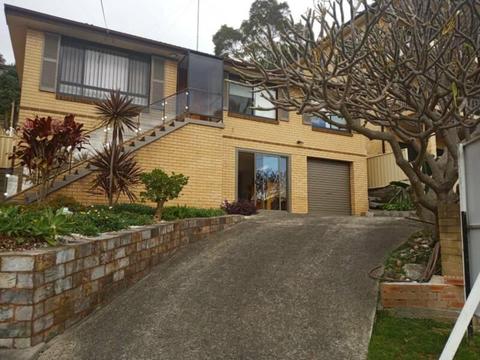 House for sale in Farmborough Heights, Wollongonmg
