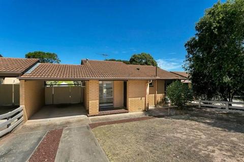 HOUSE FOR SALE - NOARLUNGA DOWNS