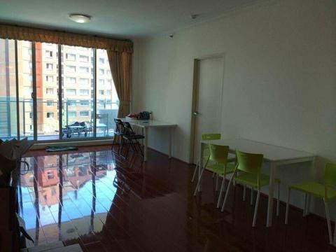 Share room female in the heart of cbd city clean n tidy condition