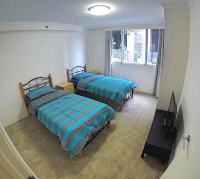 ROOMSHARE FOR COUPLES OR 2 FRIENDS