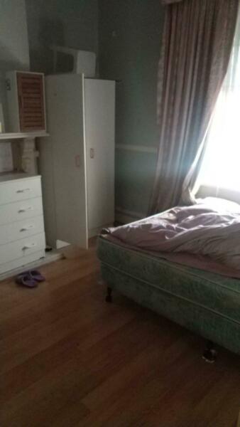 Room For Rent, Near ChinaTown, 160/W, Bills are included