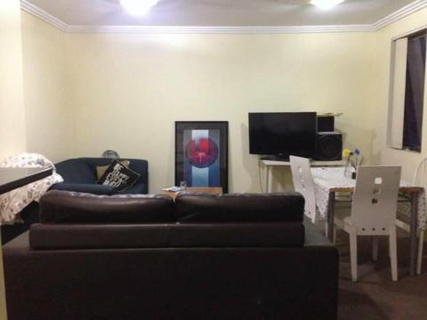 Room share for short term and long term in city available now