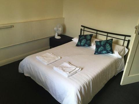 Private clean Rooms is Glenelg from $50 a night, ph ******** 945