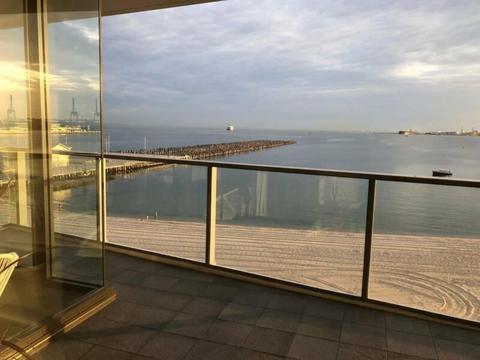 FULLY FURNISHED Port Melbourne PARADISE BEACH FRONT PAD