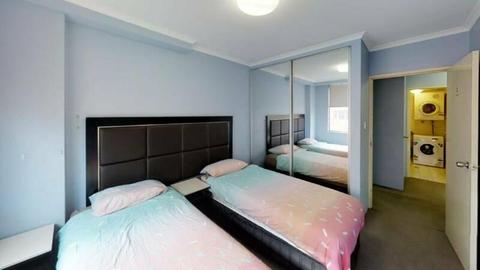WANTED ONE FEMALE TO SHARE A TWIN ROOM IN A FULLY FURNISHED FLAT