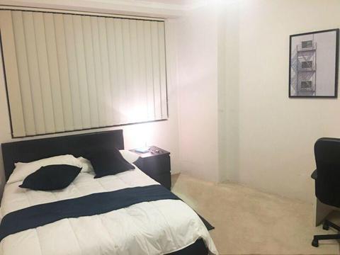 Spacious Fully furnished Room with private bathroom in Pyrmont
