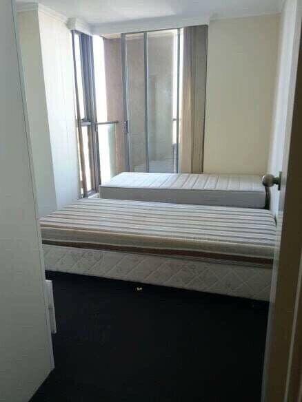 Hype Park Sydney CBD- 1 or 2 sharemates wanted for sharing twin room