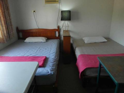 FEMALE - BACKPACKER - STUDENT - Twin Share Bedroom