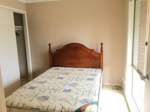 Rooms for rent at Aspley