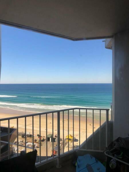 Beach side apartment , room for rent in Surfers Paradise