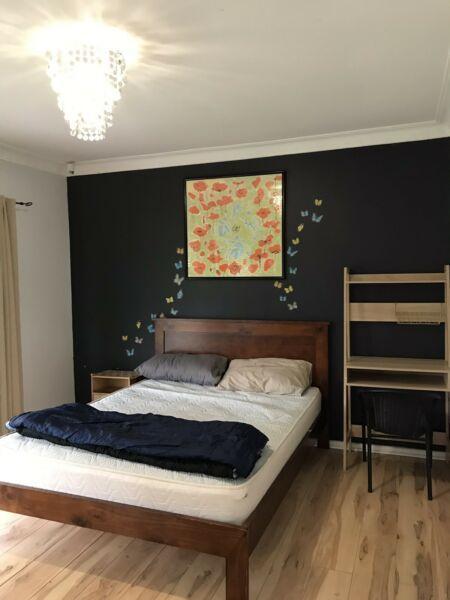 Noble Park big Couple Room incl all basic bill and wifi