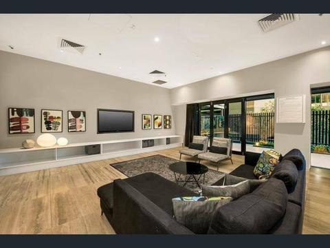SHARE HOUSE ON THE ST KILDA ROAD $190