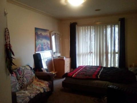 Huge Room available in Brunswick