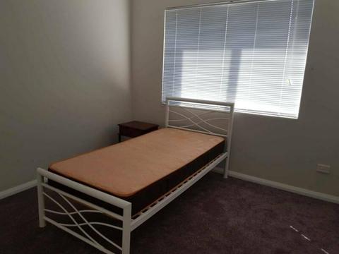 Single Bedroom for rent - Hicks st Gosnells