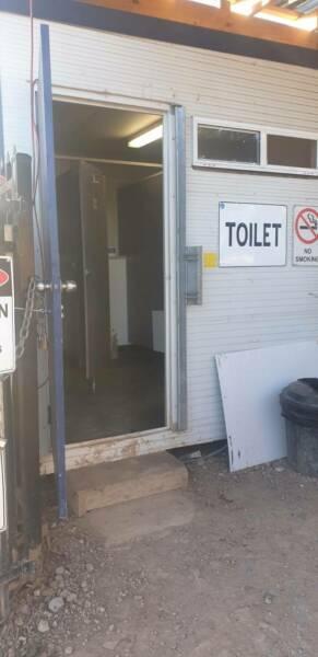 LARGE PORTABLE MALE & FEMALE TOILET BLOCK WITH SHOWERS