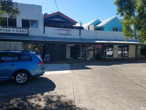 Hairdresser shop available in Currimundi, Queensland
