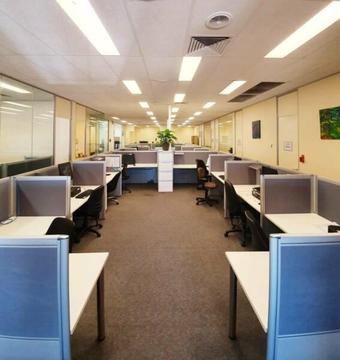 No Lock in Serviced Office Workstations for Hire