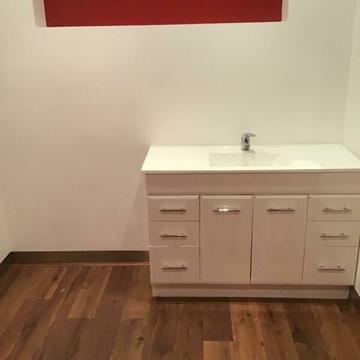 Beauty Room For Rent in Chirnside Park