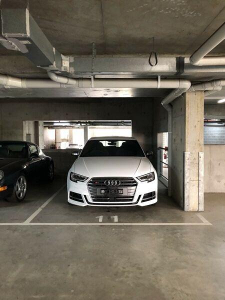 Secure parking spot in Bellevue Hill