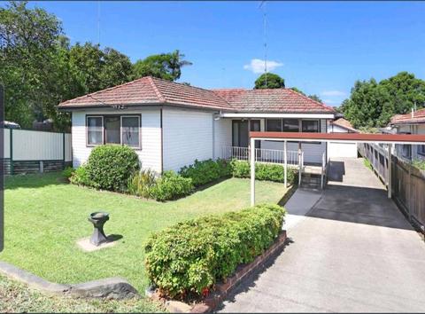 RENT - Fully Renovated 3 Bedroom House, Garage and Carport in Nor