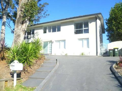 Nice and quiet place in bush area. 3 bed, 2.5 bath house