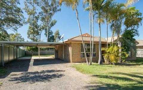 MORAYFIELD - Three Bedroom Lowset Home