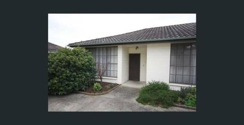 2 Bed unit available for Lease transfer at Glenhuntly