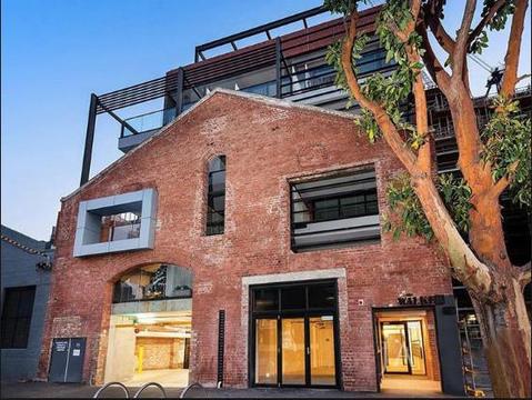 Lease Transfer 1 Bedroom Apartment South Melbourne