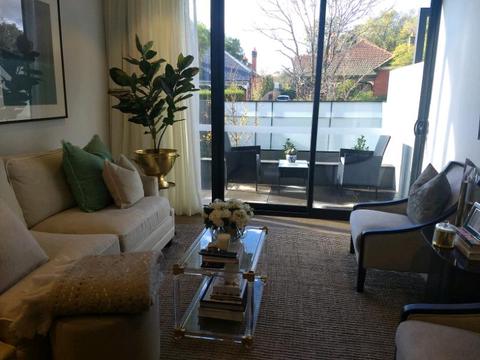 Short Term Rental: Furnished 2-bedroom apartment in Glen Iris/