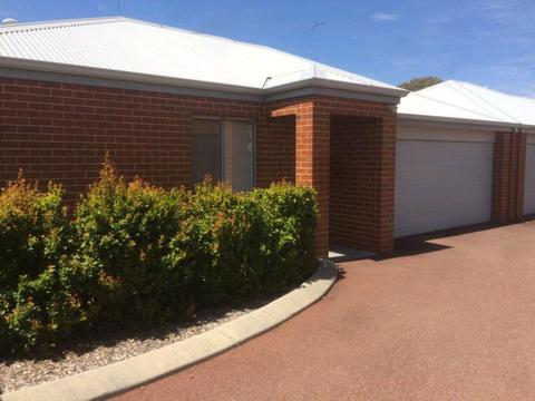 KELMSCOTT FOR LEASE - READY TO MOVE IN TO