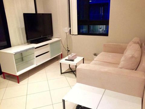 NO MINIMUM STAY!! Nice apartment for female only in city available