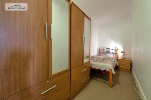 ROOMSHARE IN Woolloomooloo - FULLY FURNISHED AND MOST AFFORDABLE
