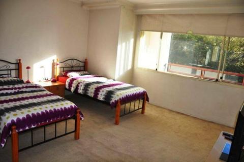 MARVELLOUS ROOMSHARE W/ EN-SUITE BATHROOM FOR $230 PER WEEK