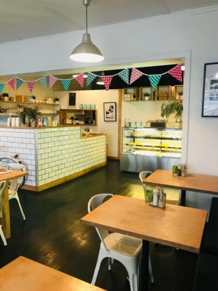 FANTASTIC OPPORTUNITY FOR A MARKETABLE AND SOUGHT AFTER CAFÉ!