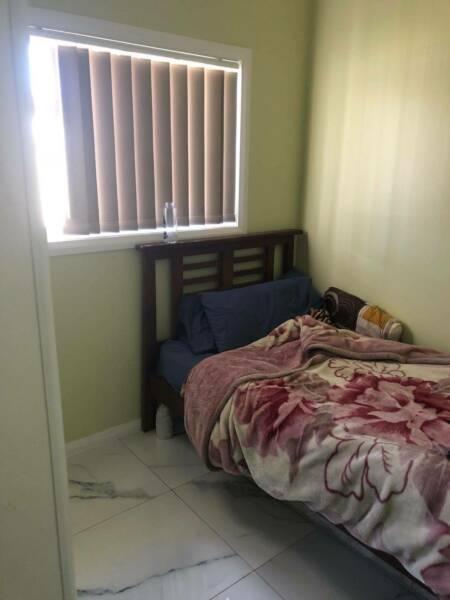 Large Room for rent $160