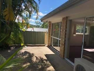 Extra Large Room for lease Nerang Gold Coast House Share