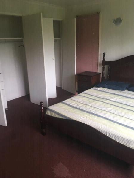 Room for rent Oxley... AVAILABLE FROM SUNDAY 11/8/19