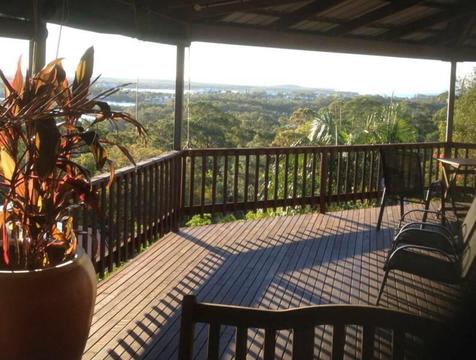 Noosa Heads shared house two single rooms