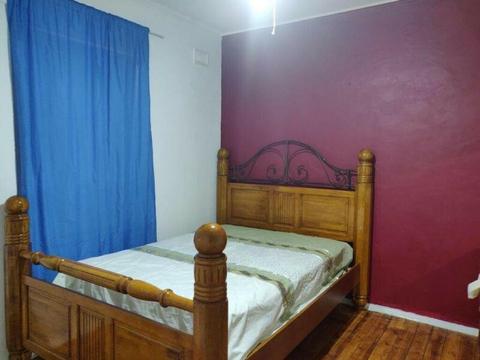 3 fully furnished rooms Available for students