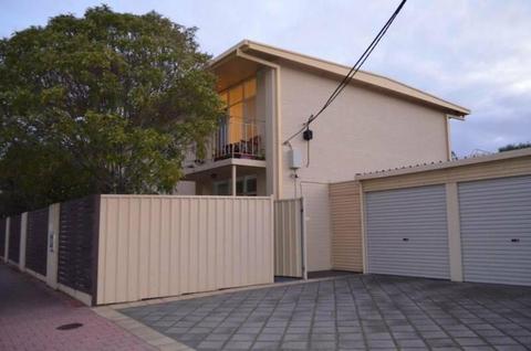 Glenelg North Room Available