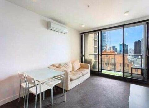 [Female Only] Spacious and Clean Flat Share in CBD