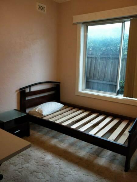Room for rent in East Geelong