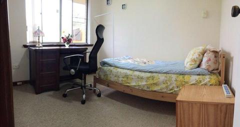 Single Room to let, quiet clean, close to Murdoch Uni, $140 incl bills