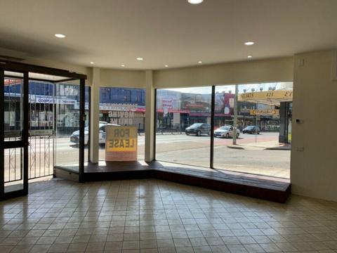 OFFiCE/SHOP for LEASE